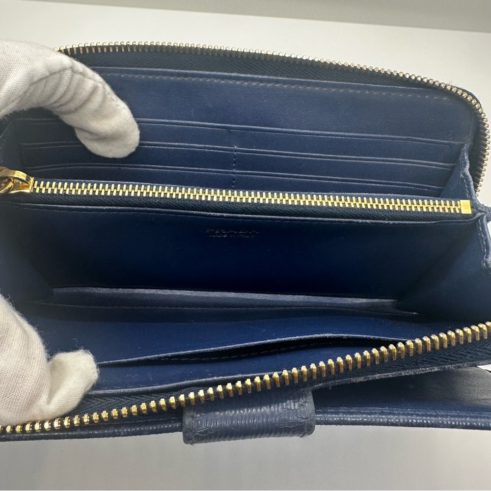 Prada Vitello Move Saffiano Leather Gold Hardware Long Continental Wallet - Picture 6 of 14